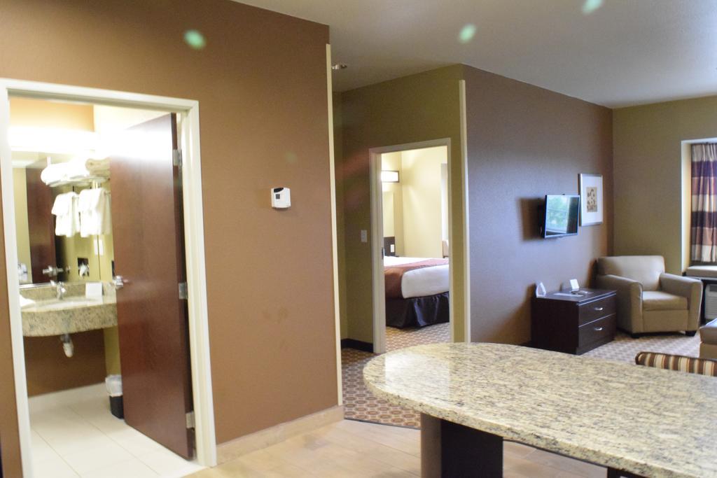 Microtel Inn And Suites Pecos Quarto foto