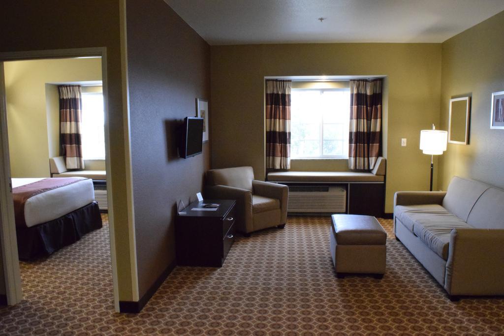 Microtel Inn And Suites Pecos Quarto foto